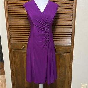 Evan-Picone Elegant Purple Women's Shirred Waistline V-Neck Dress Size 2P